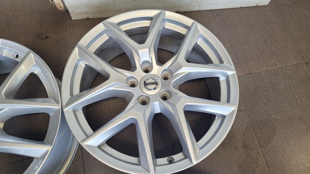 Felgi aluminiowe Oryginalne Volvo 18" 5x108