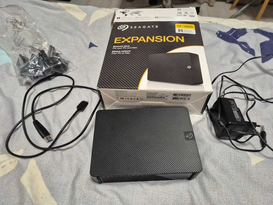 Жорсткий диск HDD Seagate Expansion 12 TB
