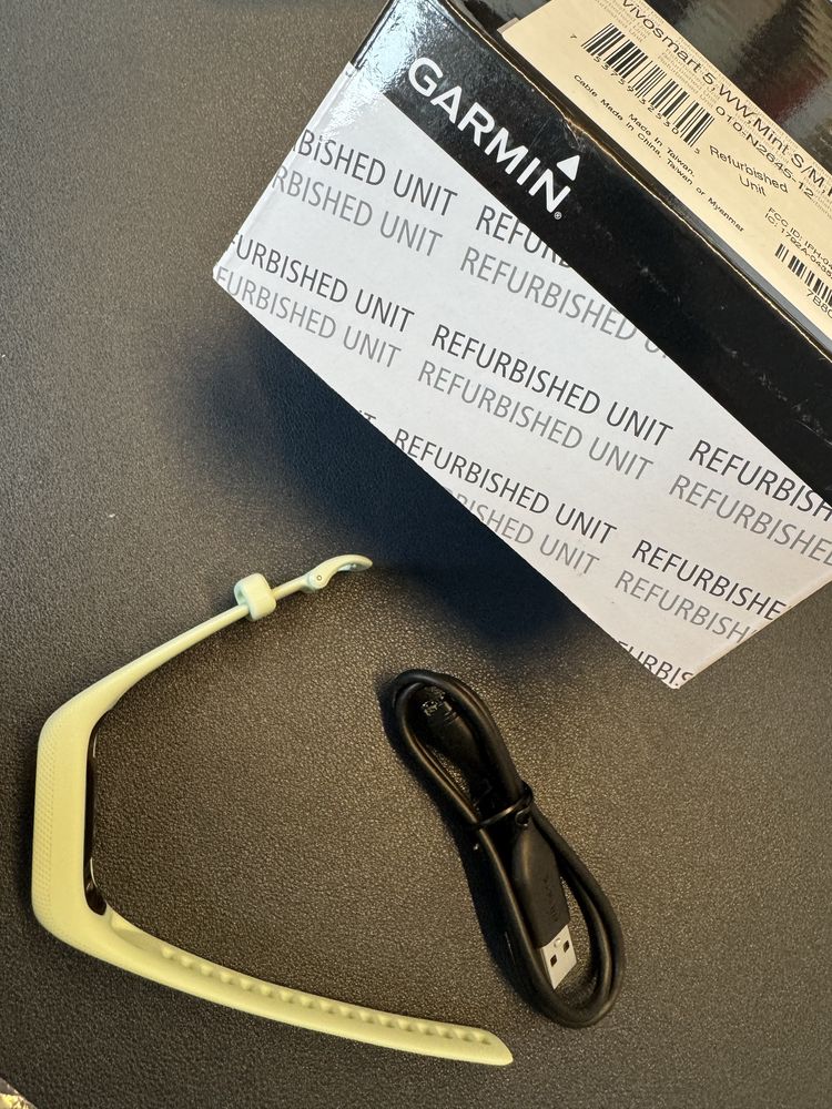 Garmin Vivosmart 5 smart watch
