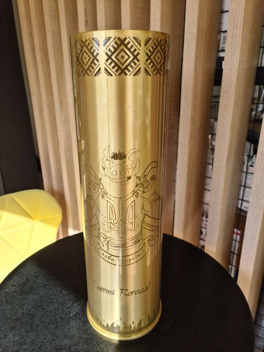 Лазерне гравіювання на гільзах.