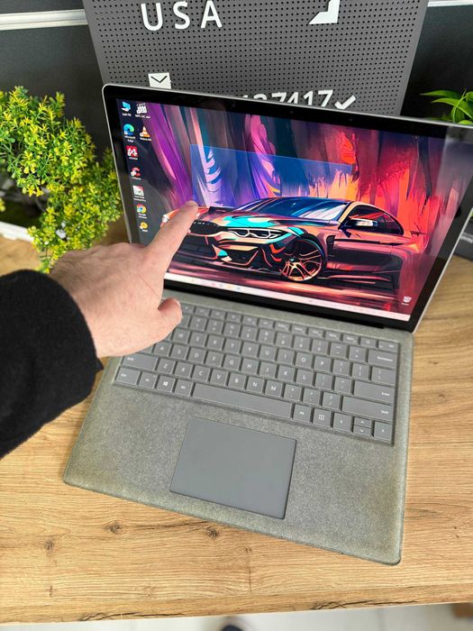 Microsoft Surface Laptop 2 13.5" 2k Сенсорний i5 8/256 GB SSD