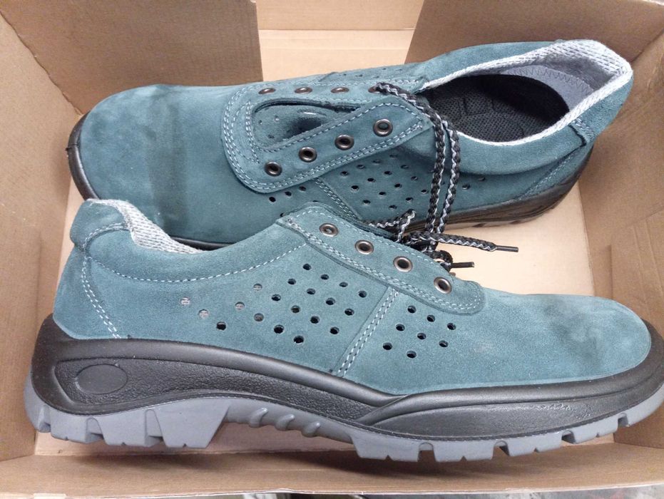 Nowe buty robocze PPO model 45 w rozmiarze 43, 46 oraz 47