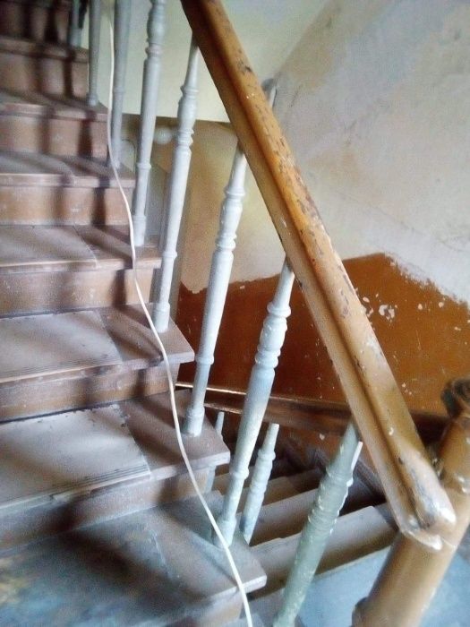 Cyklinowanie podłóg i renowacja schodów