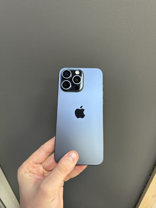 Б/у iPhone 15 Pro Max 256Gb Blue