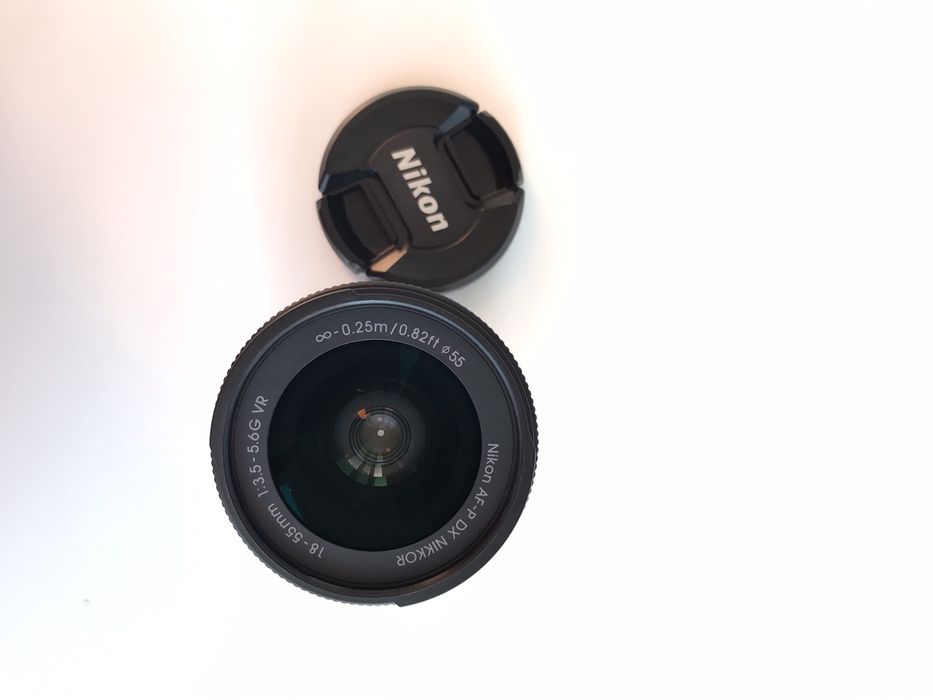 Продам фотоаппарат с объективом Nicon AF-P 18-55mm