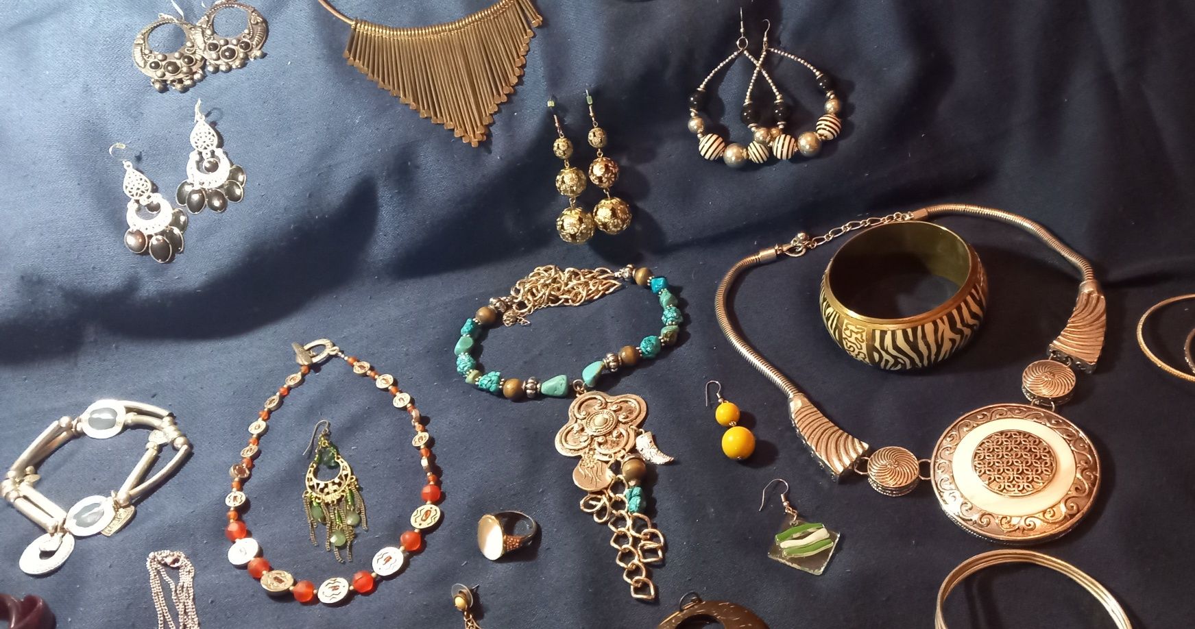 Lote de Joalharia artesanal vintage