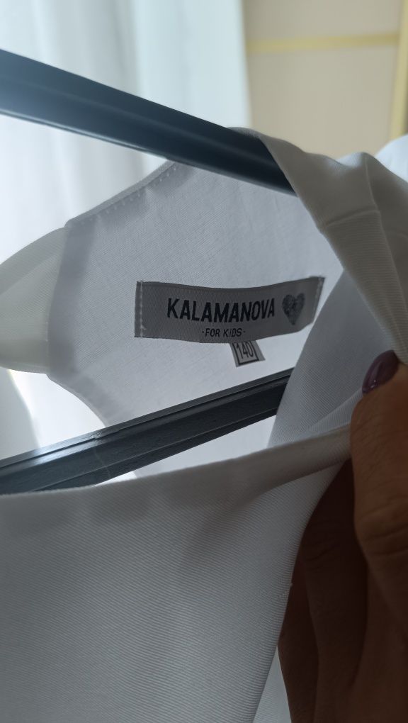 Продам красивое платье 140 размер