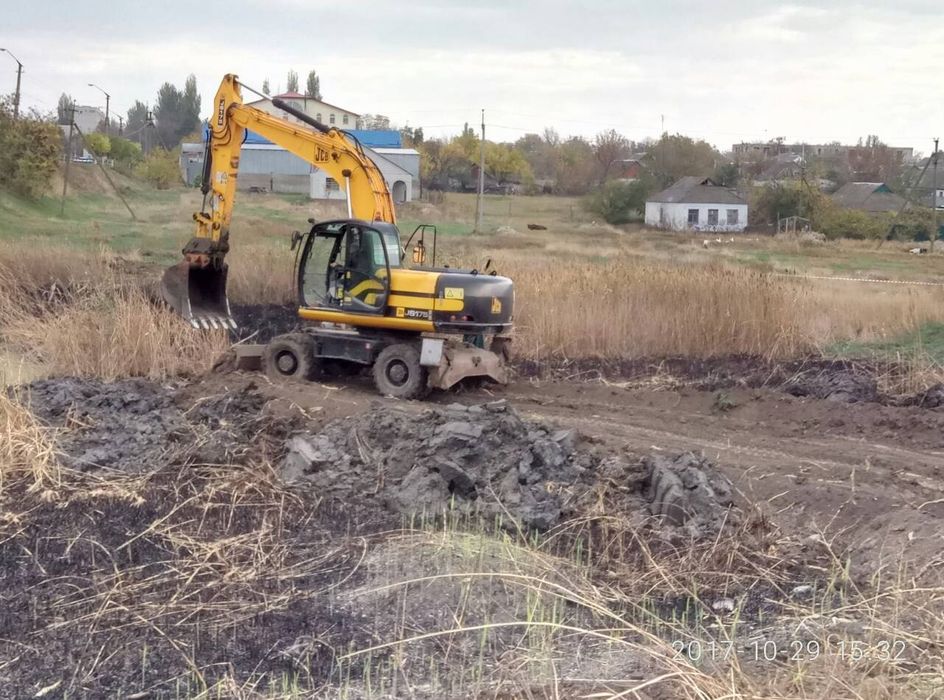 Работа эксковатора,грейдера,самосвалы