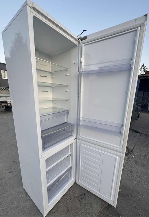 Sprzedam lodówkę BEKO