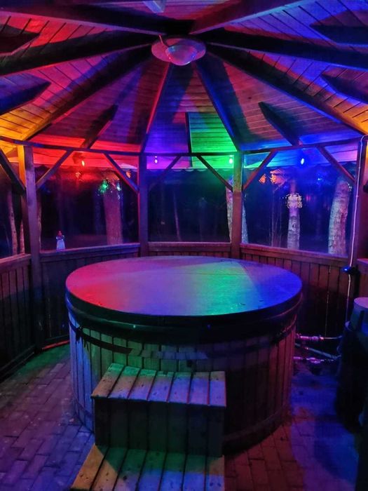 Wynajmę całoroczny domek nad jeziorkiem - sauna + jacuzzi