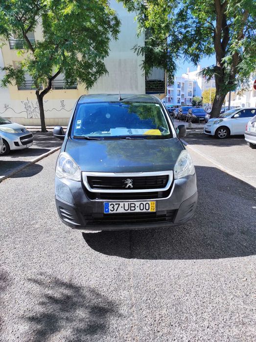 Peugeot Partner  1.560 cc - 126000 km