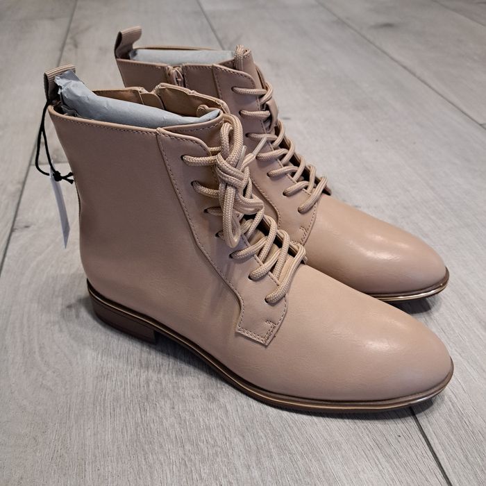 Botki sznurowane Anna Field 38