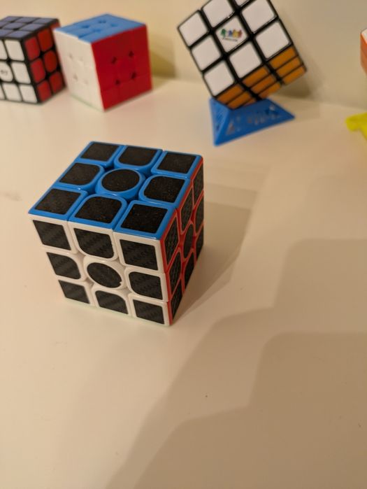 5 Kostek Rubika w tym dwie oryginalne firmy GAN i Rubik