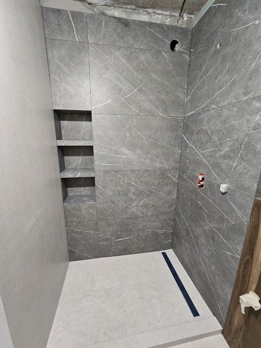 Укладка плитки ,плиточник !