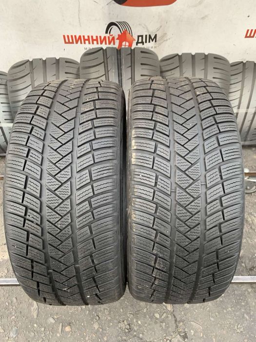 Шини 225/45 R17 пара Vredestein  зима 7мм