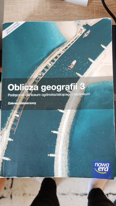 podręcznik do L.O i Technikum  do kl.3. Geografia zakres rozszerzony
