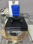 PS4  como nova com jogos