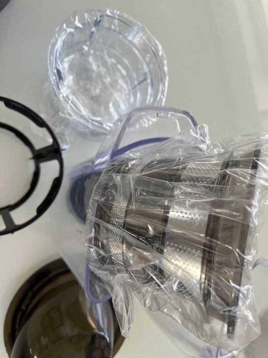 Kuvings Evo 820 wyciskarka wolnoobrotowa