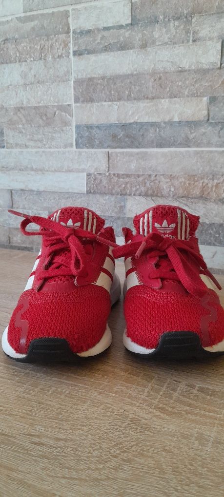 Adidasy czerwone rozmiar 23