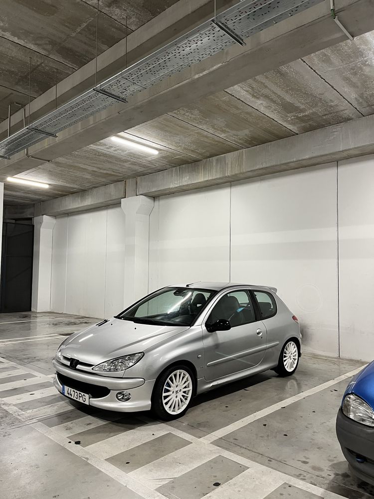 Peugeot 206 GTI 2.0