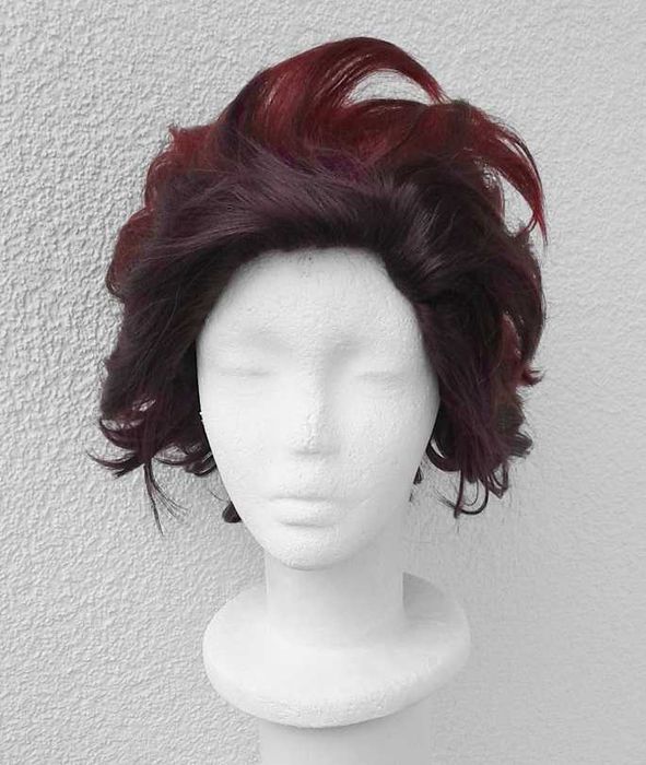 Tanjirou Kamado Demon Slayer czerwona krótka peruka męska cosplay