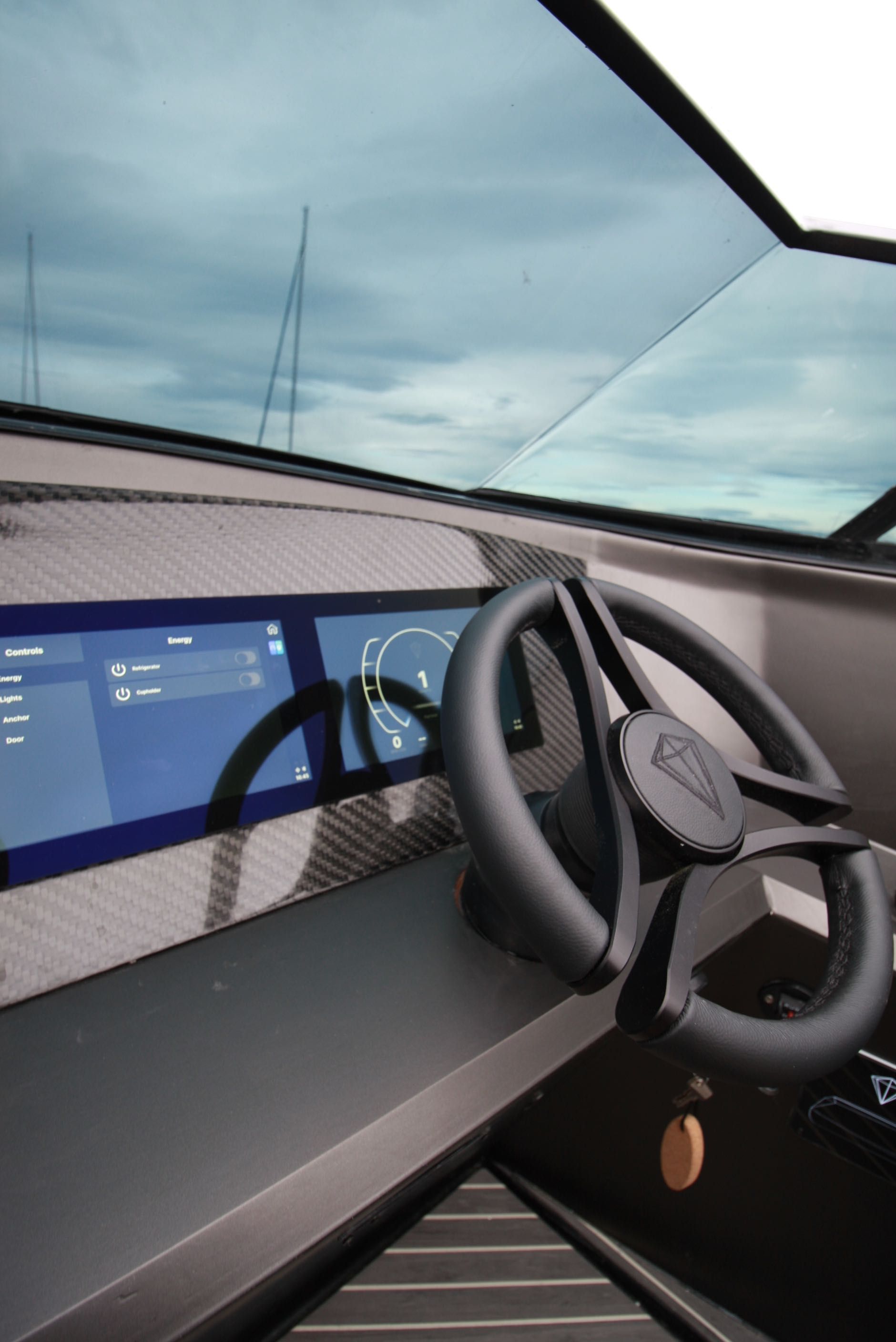 SP27 Spectro Yachts – Custom Made | 300HP Mercury Verado