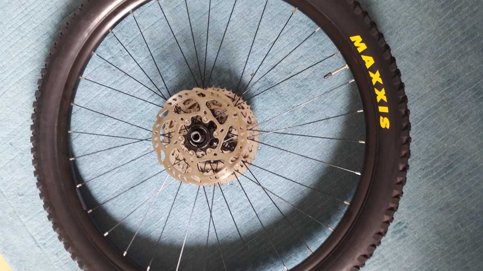 Koło 29" OC components z oponą 2,6" Maxxis Dissector