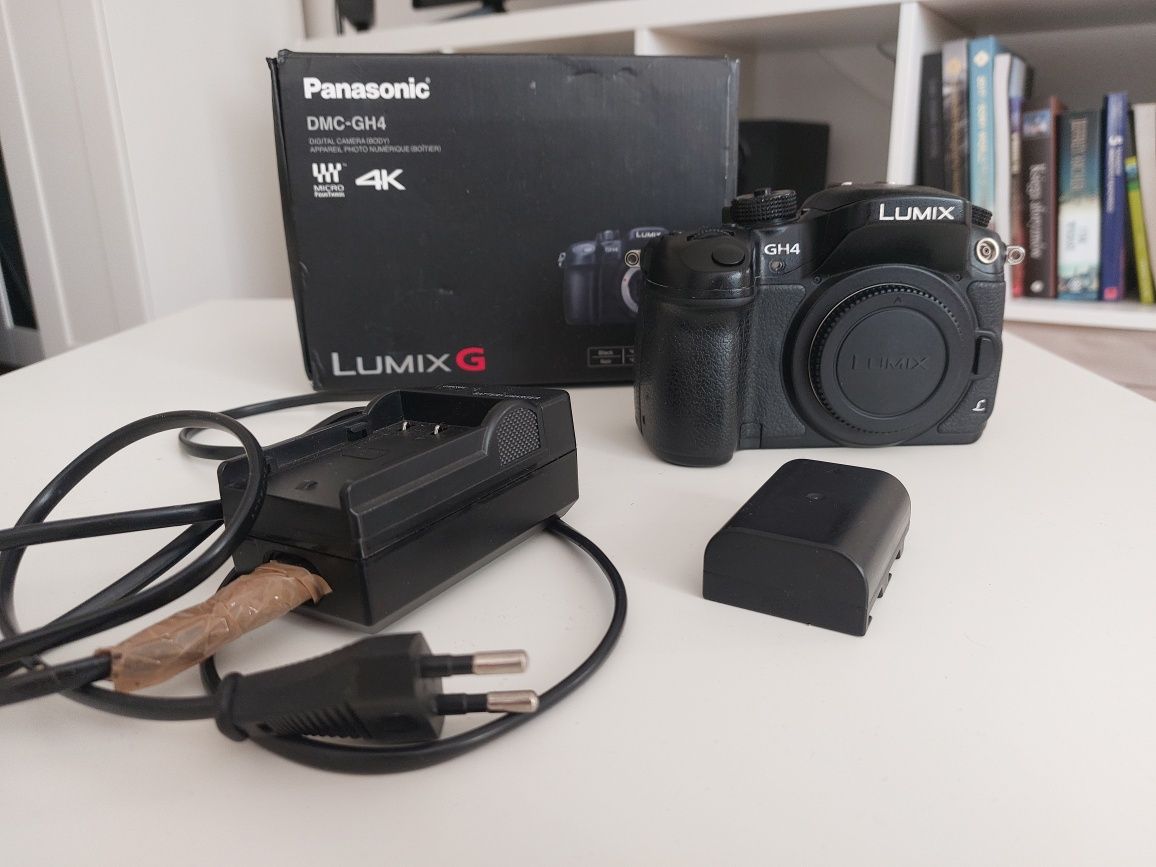 Panasonic Lumix GH4 z V-log