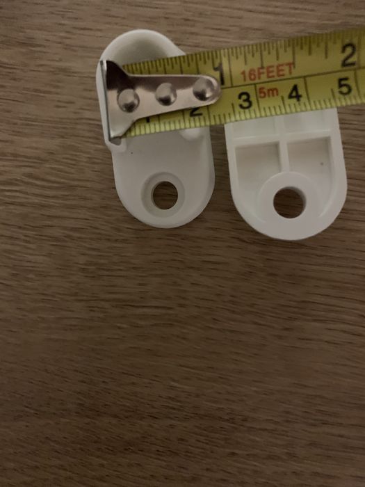 Uchwyty do drążka do szafy ikea