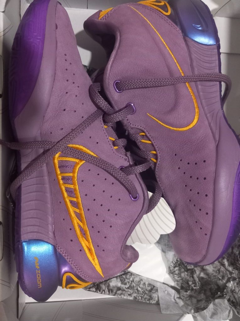 Sapatilhas Basquetebol Nike Lebron 21