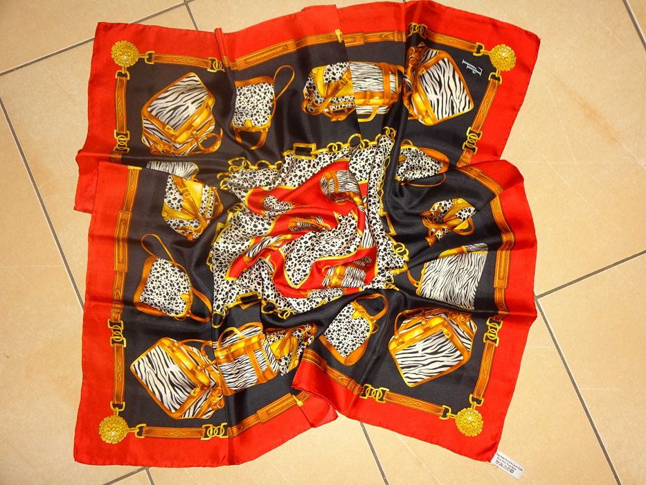 JAMMERS & LEUFGEN Reine Seide jedwabna chusta apaszka Torebki