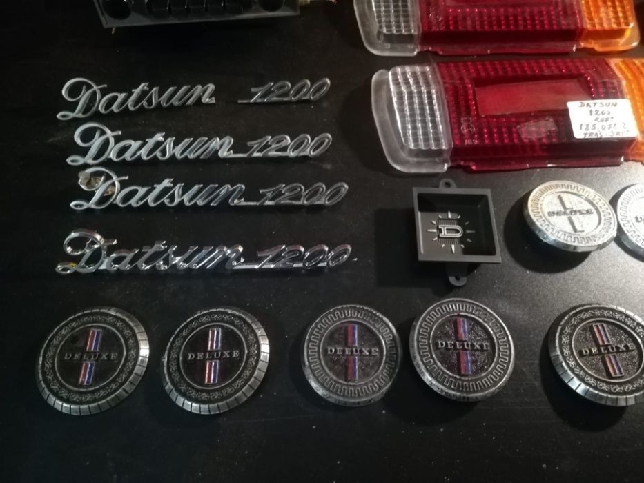 Material peças DATSUN legendas / simbolos