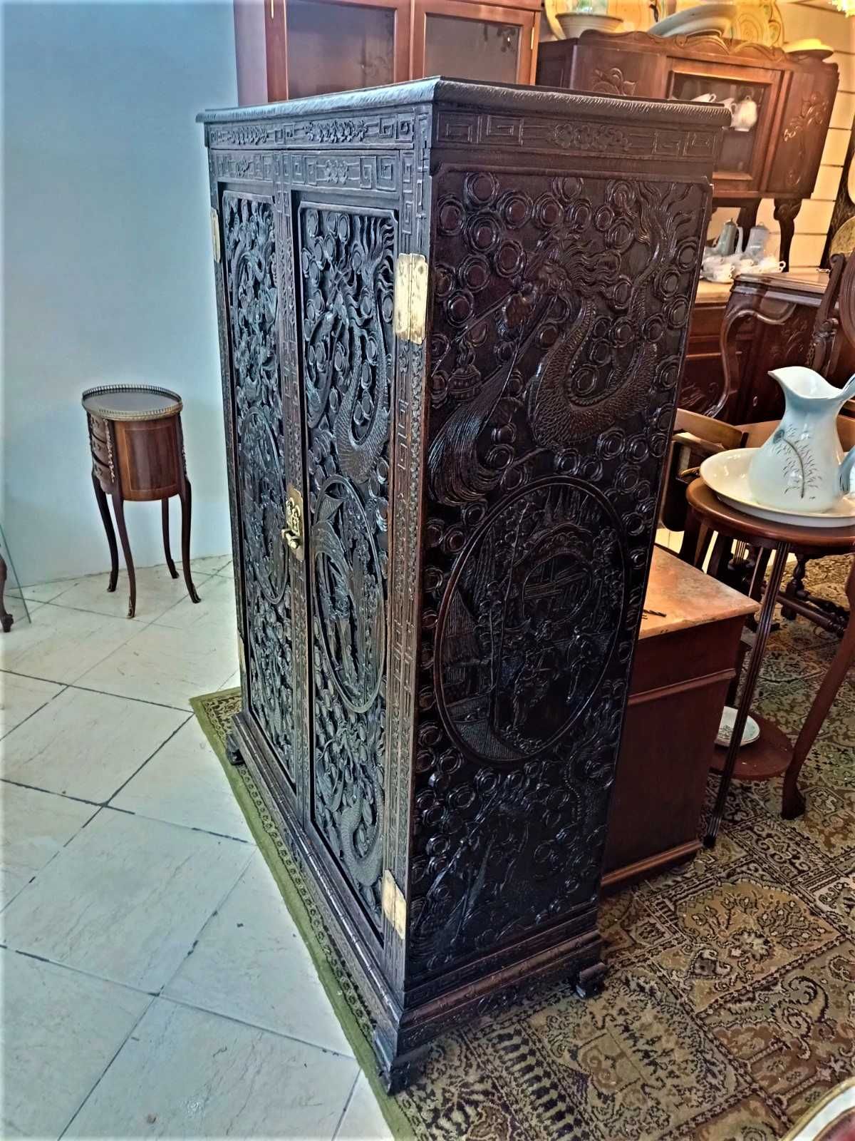 Móvel Armário Chinês