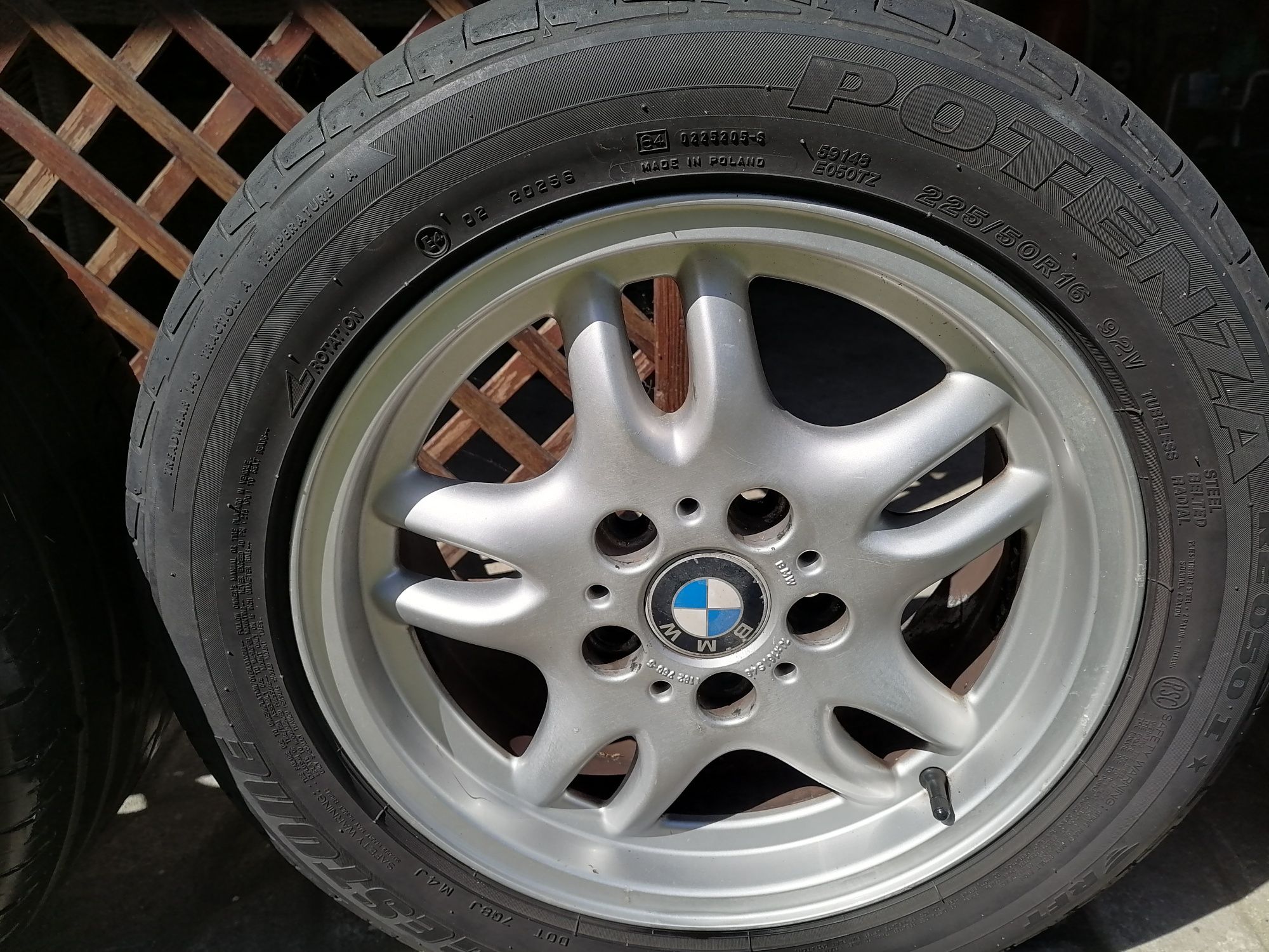 Jantes BMW e 36 em 16