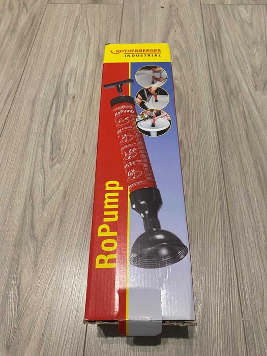 Przepychacz do rur, pompa ręczna