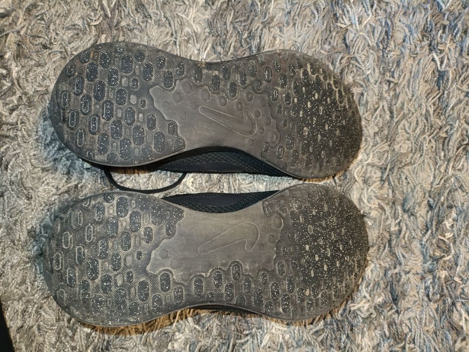 Nike revolution 7. nike. Найк. Найк унісекс.