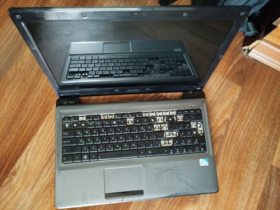 Продам! Ноутбук Asus A52j Продам на запчастини