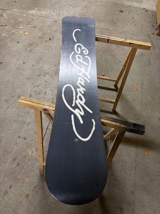 Deska snowboardowa ed hardy 153 cm