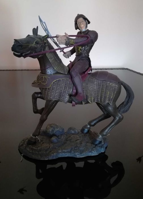 Figura Planet of the Apes (versão Tim Burton) - General Thades