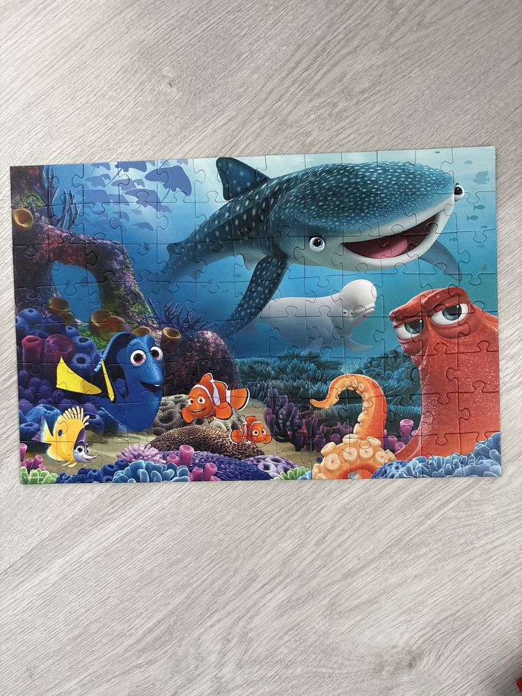 Puzzle Gdzie jest Dorry? 100 elementów