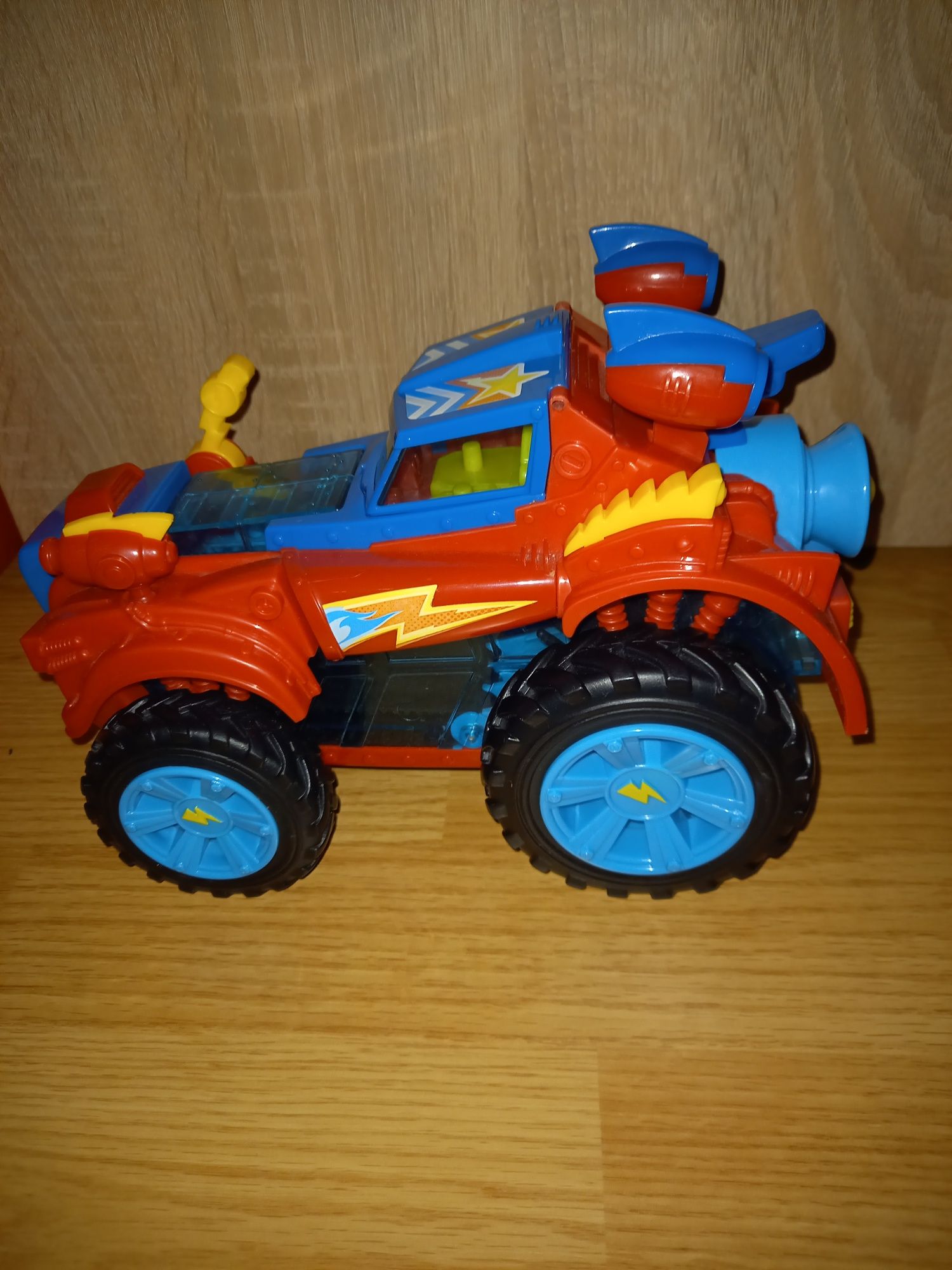 Super Zings Monster Roller Auto