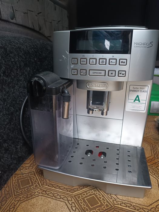 Кавоварка Bosch,Delongi,Melitta.