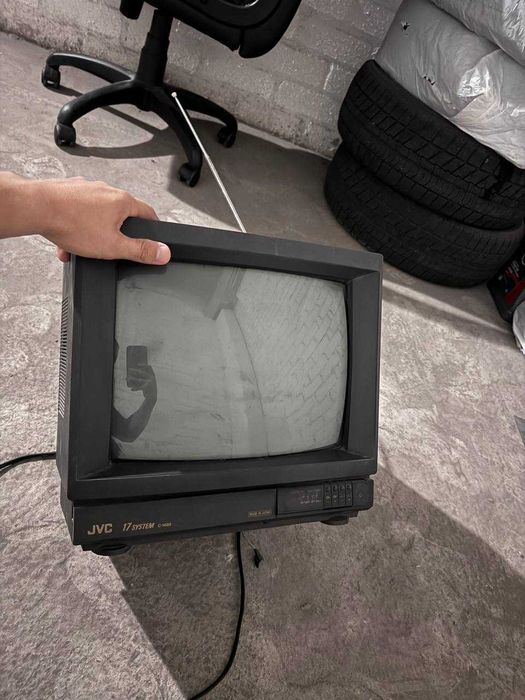 Телевизор jvc c-1480m