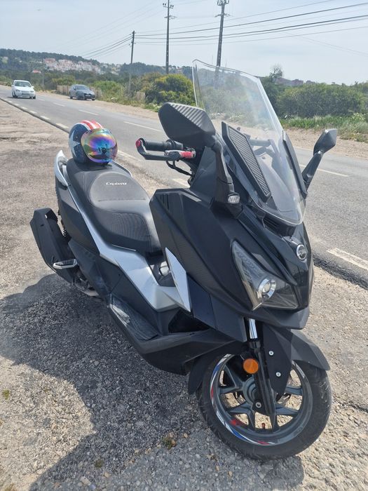 Vendo Sym Cruisym 300