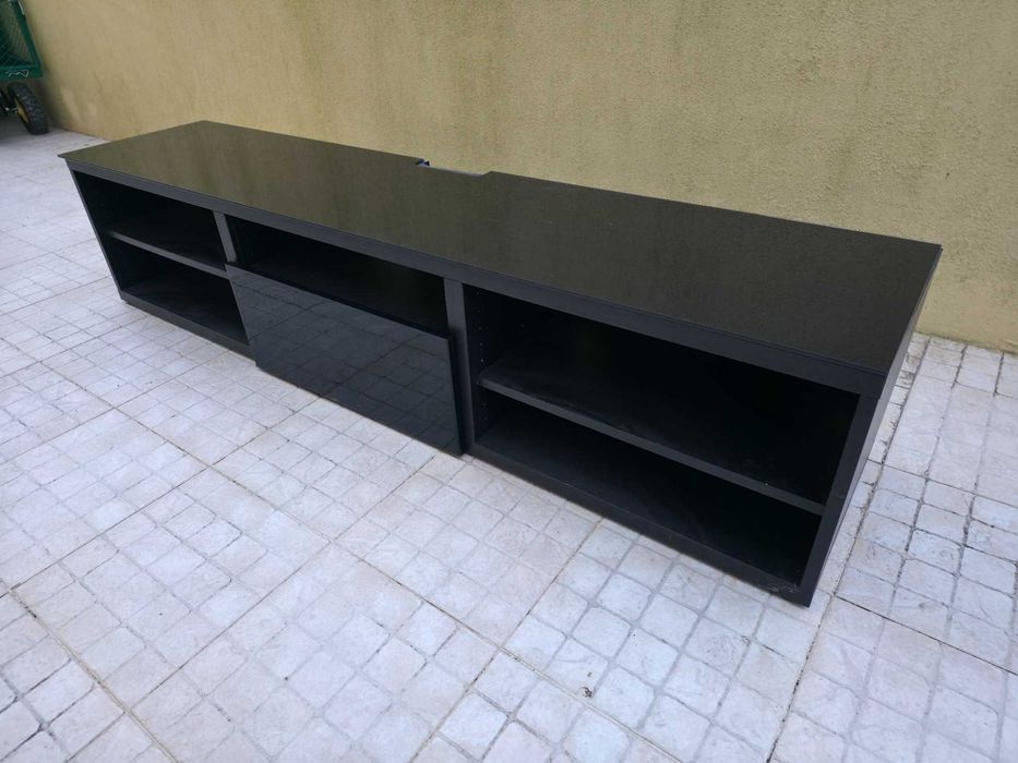 Mesa Movél TV Preta (Ikea BESTA) com Gaveta e Vidro na parte superior
