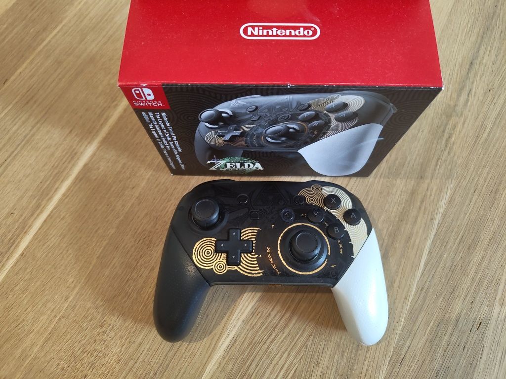 Nintendo Switch Pro controller Zelda Tears of the Kingdom limited edit