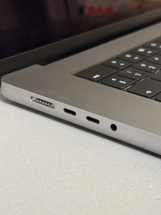 Apple Macbook PRO 16 M1 Pro 2021 16/512 Space Gray