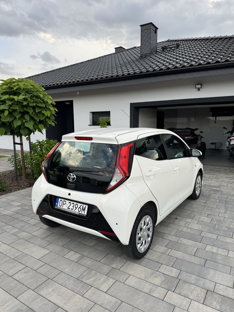 Toyota Aygo 19rok 28tyś przebiegu klima salon polska