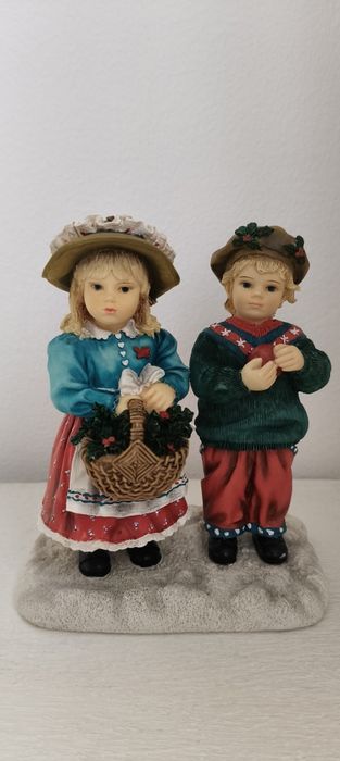 Estatueta "Winter Walk" da The Leonard Collection