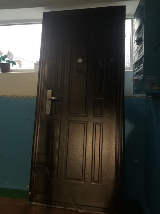 Продам входные двери